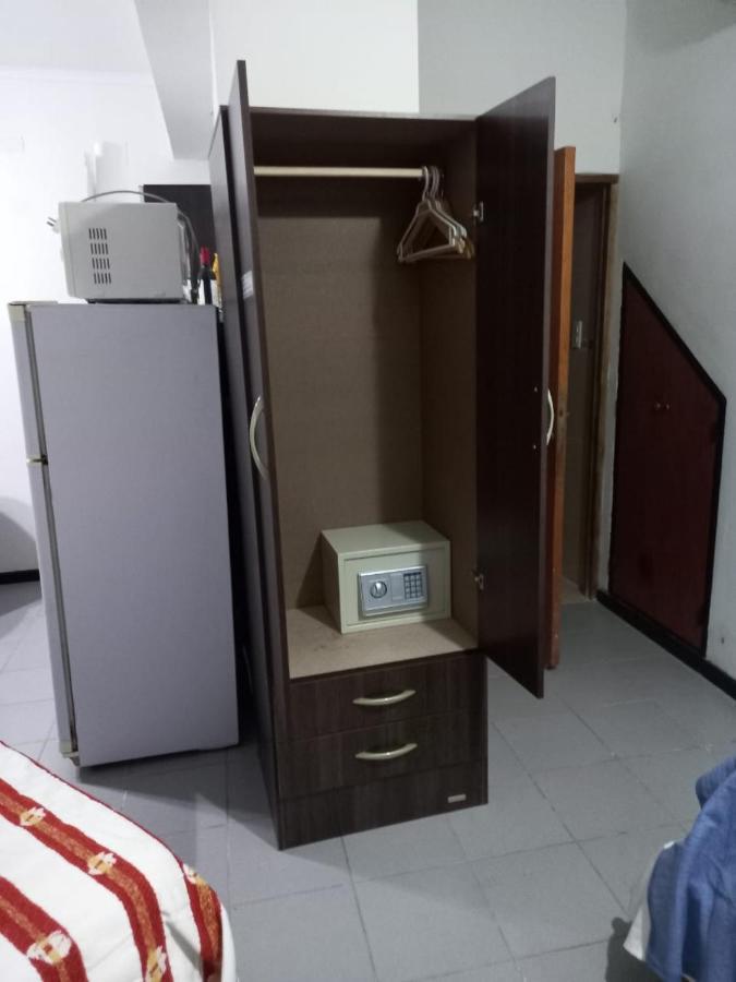 Apartamentos Willy - En Zona Residencial Con Estacionamiento Mendoza Buitenkant foto