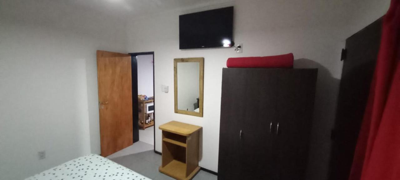 Apartamentos Willy - En Zona Residencial Con Estacionamiento Mendoza Buitenkant foto