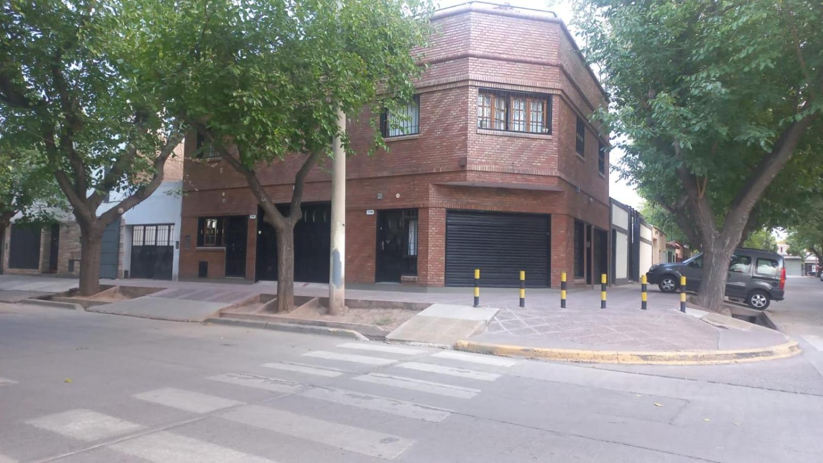 Apartamentos Willy - En Zona Residencial Con Estacionamiento Mendoza Buitenkant foto