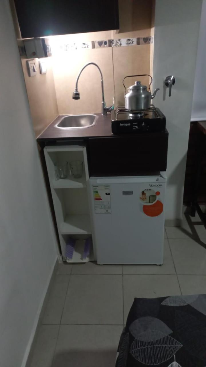 Apartamentos Willy - En Zona Residencial Con Estacionamiento Mendoza Buitenkant foto